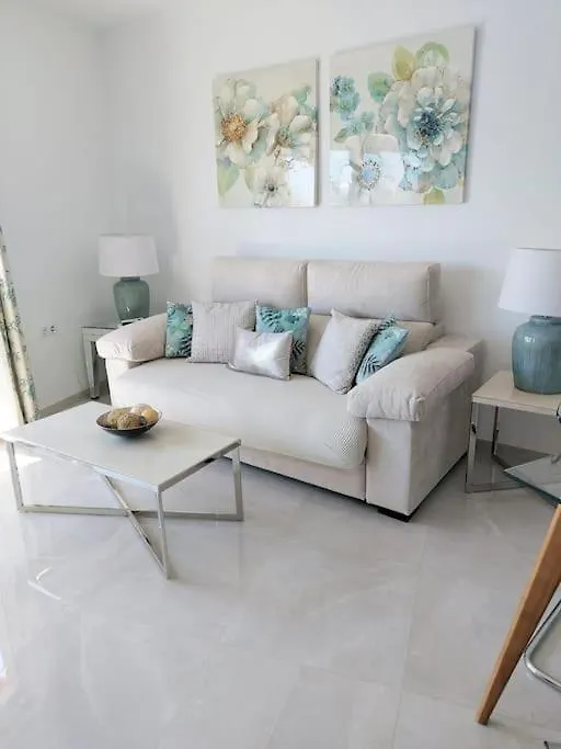 Lux. Frontbeach-Terrace. 5 Pools.Tv. 2 A.C.Netflix Benalmádena España